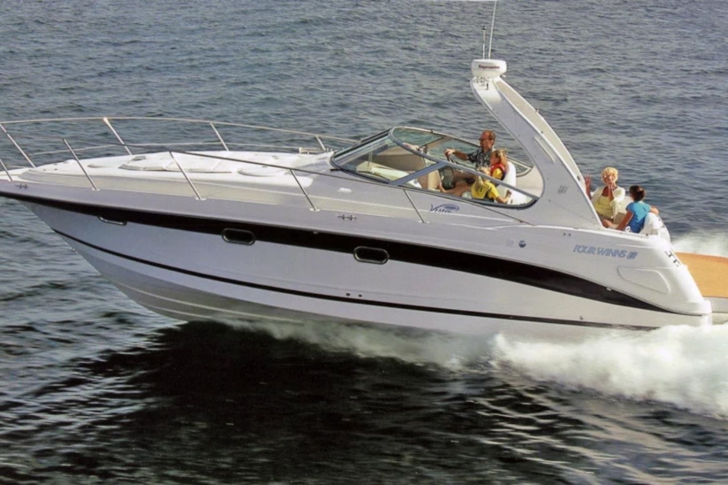 Four Winns 328 Vista