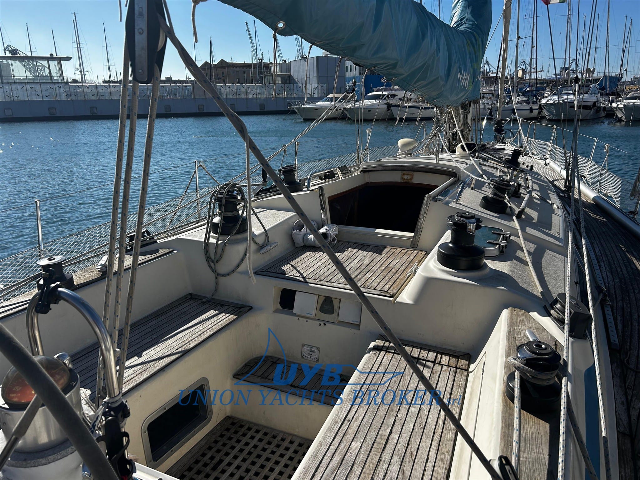 Marine Projects Sigma 41 Classic Performance Cruiser