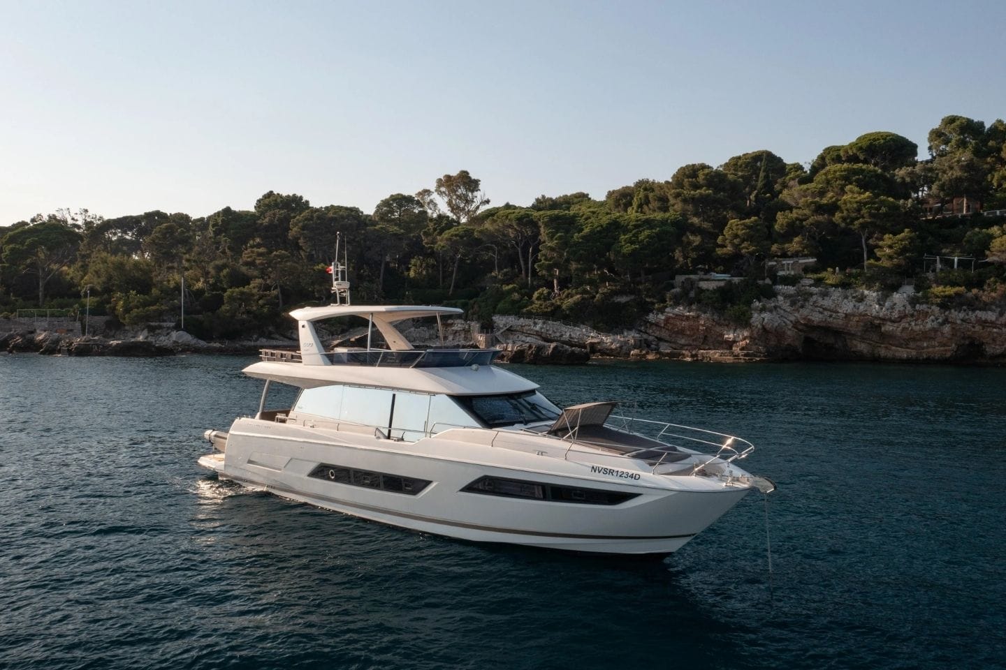 Prestige 680 Fly
