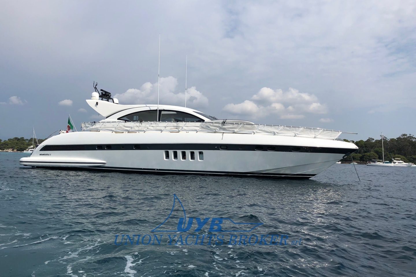 Overmarine Mangusta 72 Open